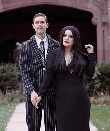 Creative Couples Costumes Gomez and Morticia Addams 