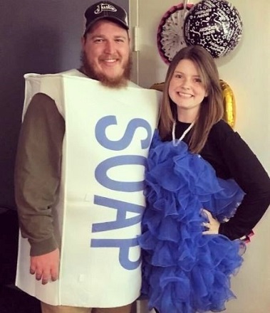 Easy Couples Halloween Costumes Loofah and Soap