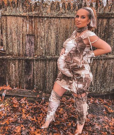 Pregnant Halloween Costume Mummy To Be