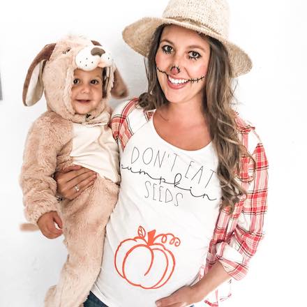 Easy Pregnant Halloween Costume Scarecrow