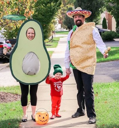 Pregnant Mom and Family Halloween Costumes with Avocado