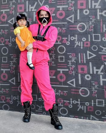 Squid Games Mom and Baby Halloween Costume