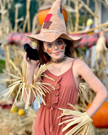 Teen Halloween Costume Scarecrow