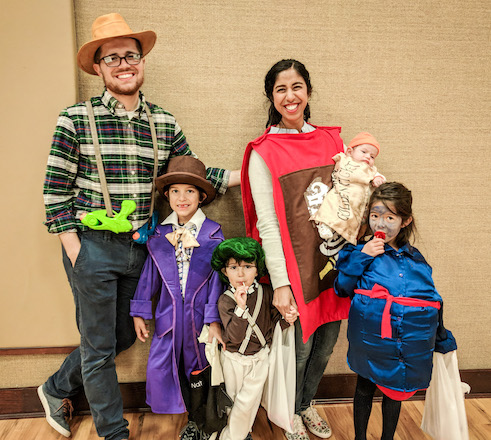 Family of 6 Halloween Costumes Willy Wonka