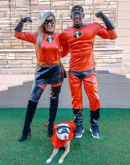 Couple and Dog Halloween Costumes The Incredibles