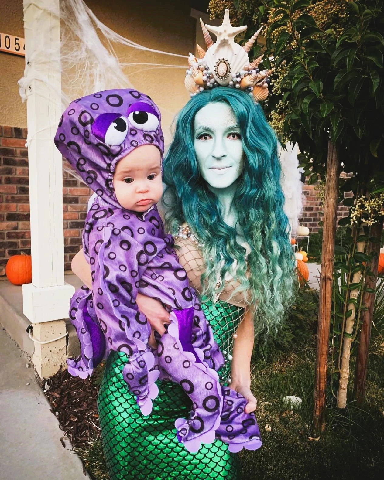 creative mom and baby Halloween costumes