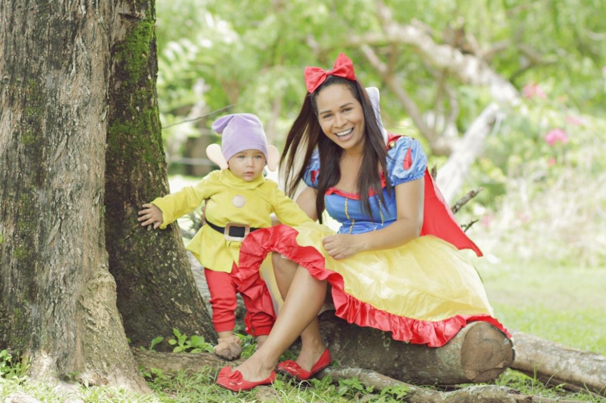 mom and son Halloween costumes Snow White