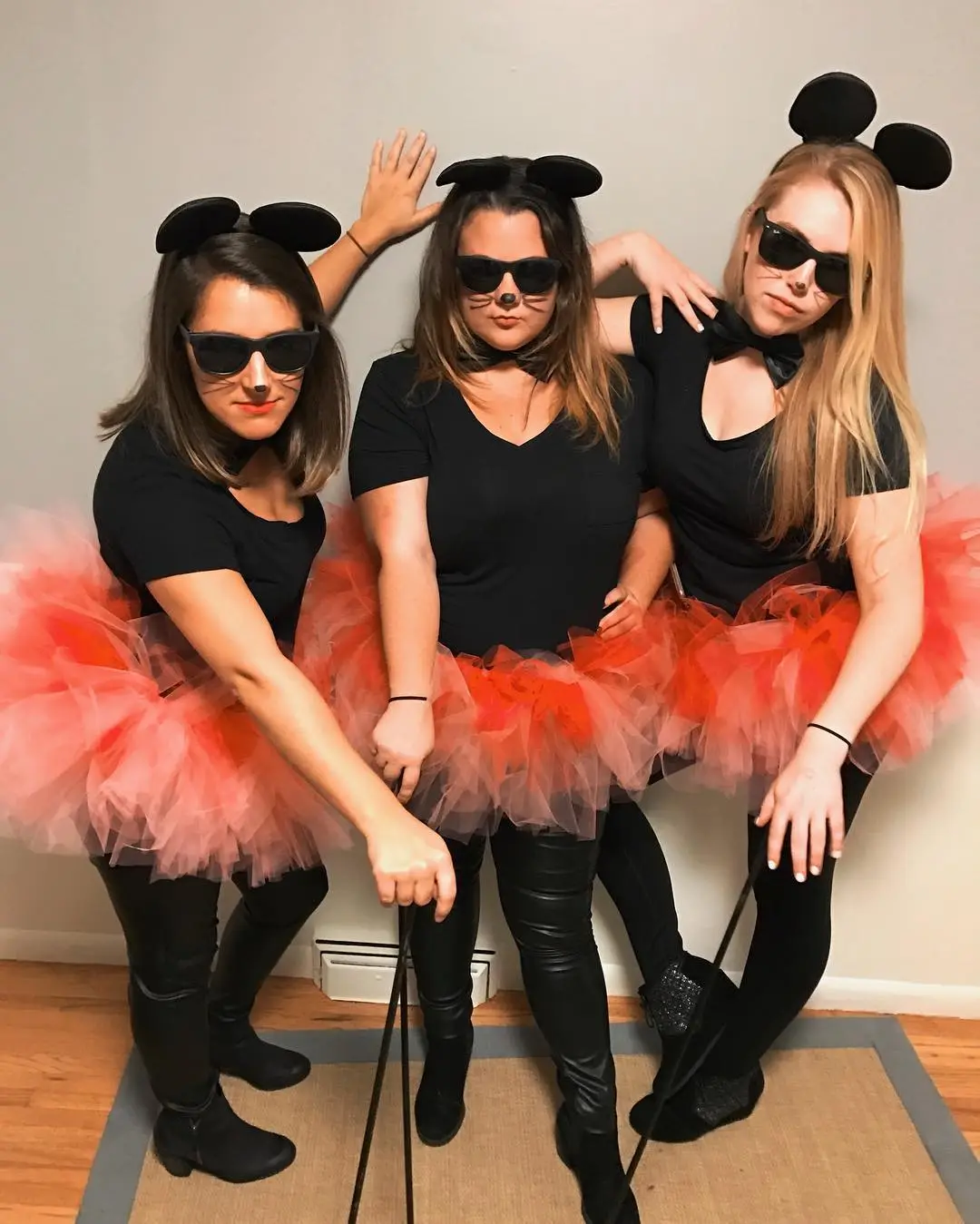 female trio Halloween costumes + DIY 3 Blind Mice Costumes