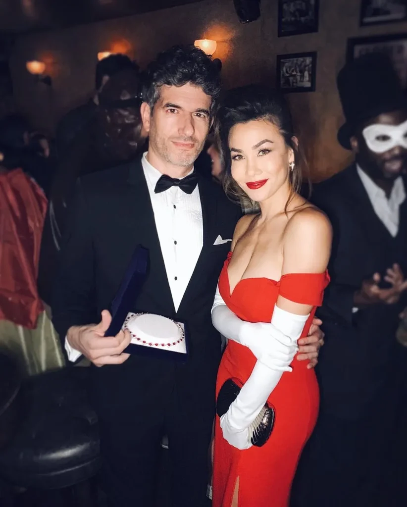25 Sexy Couples Costumes For Halloween 25 Sexy Couples Costumes For Halloween