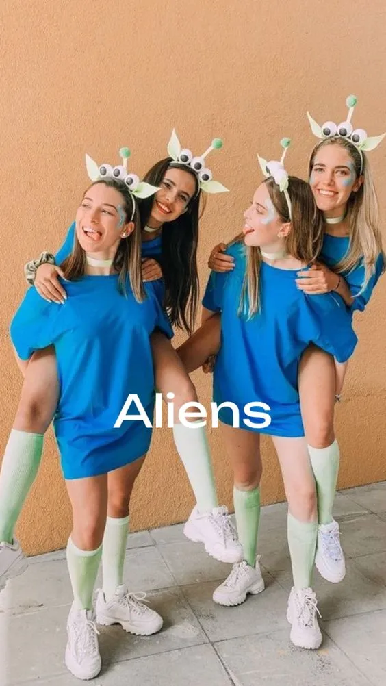 teen group Halloween costumes Alients